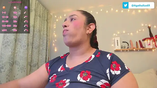 Snapshot of agathaxxx-69 chatting on February 2025 06:59:01 PM agathaxxx-69 online show from February 2025 06:59:01 PM