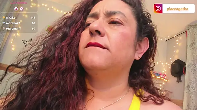 Snapshot of agathaxxx-69 chatting on March 2025 05:49:02 PM agathaxxx-69 online show from March 2025 05:49:02 PM