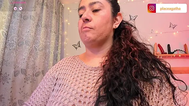 Snapshot of agathaxxx-69 chatting on March 2025 02:30:01 PM agathaxxx-69 online show from March 2025 02:30:01 PM