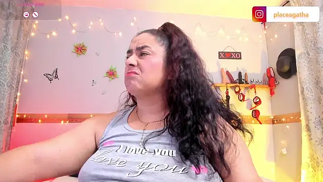 Snapshot of agathaxxx-69 chatting on March 2025 10:49:02 AM agathaxxx-69 online show from March 2025 10:49:02 AM