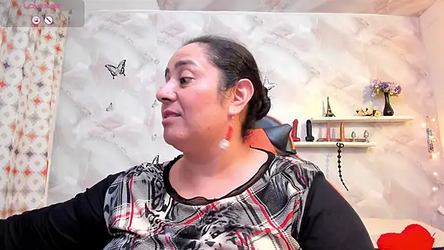 Snapshot of agathaxxx-69 chatting on November 2025 07:57:02 PM agathaxxx-69 online show from November 2025 07:57:02 PM