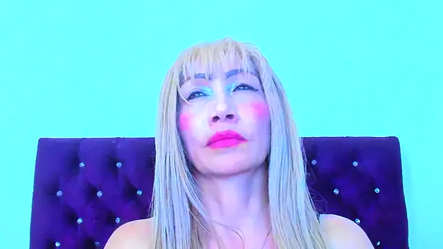 Snapshot of almabeckelt chatting on October 2025 08:07:02 PM almabeckelt online show from October 2025 08:07:02 PM