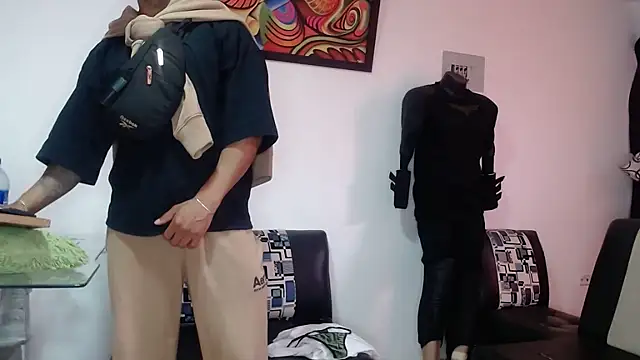 Snapshot of Black_hot266 chatting on October 2025 01:42:02 PM Black hot266 online show from October 2025 01:42:02 PM