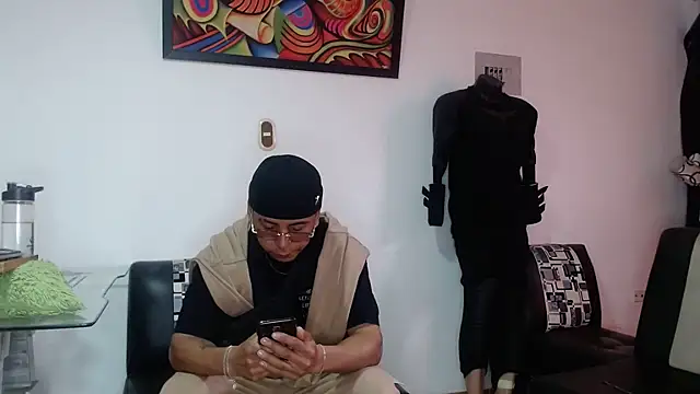 Snapshot of Black_hot266 chatting on October 2025 01:45:01 PM Black hot266 online show from October 2025 01:45:01 PM