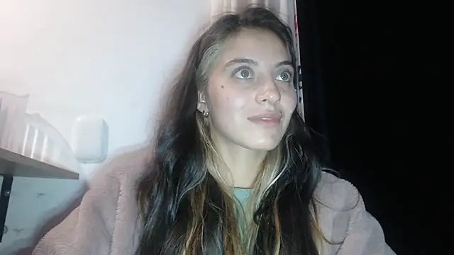 mariecam420 online show from December 2024 03:27:02 AM