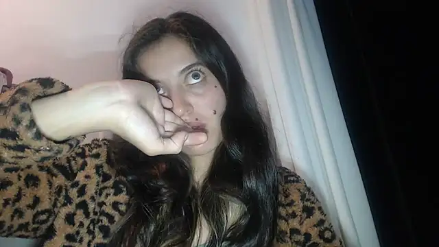 mariecam420 online show from December 2024 12:04:01 AM