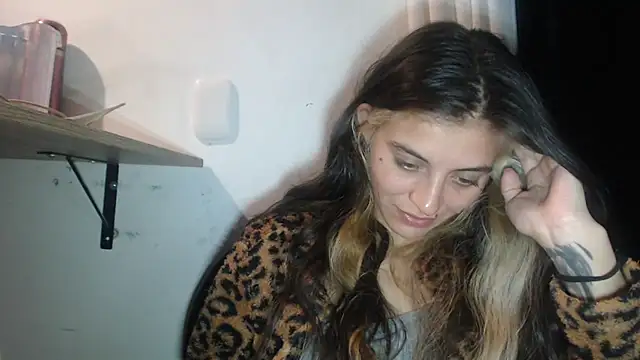 mariecam420 online show from December 2024 03:04:02 AM