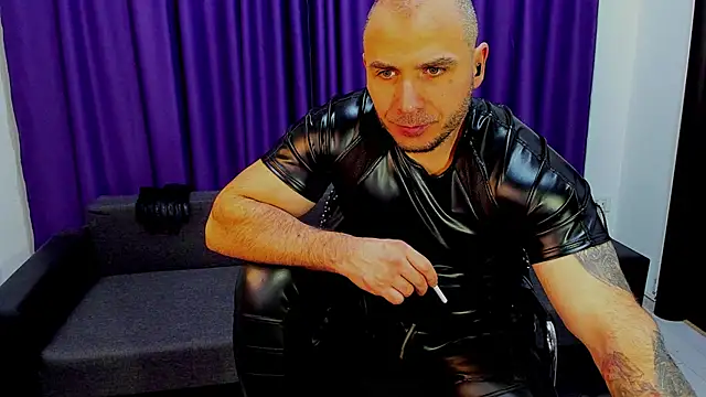 Snapshot of Anthony_Hard chatting on February 2025 12:00:02 AM Anthony Hard online show from February 2025 12:00:02 AM