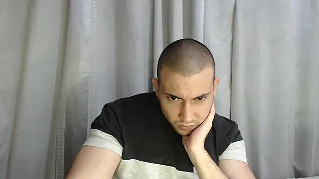 Armando 2002 online show from October 2025 03:02:02 AM