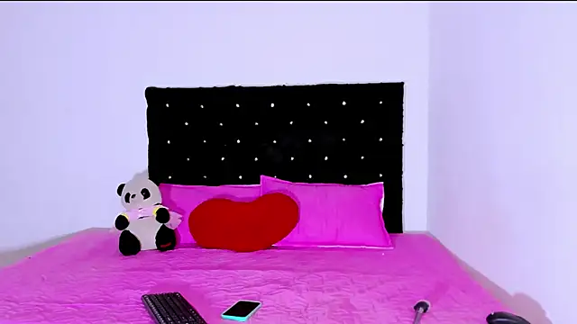 Snapshot of valen_colombian69 chatting on December 2024 05:11:02 AM valen colombian69 online show from December 2024 05:11:02 AM