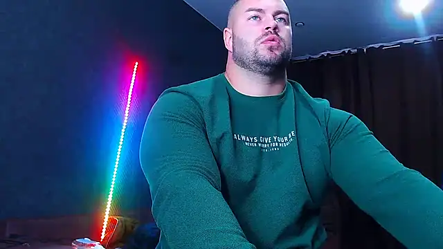 muscularjohnforuX online show from October 2025 08:55:02 AM