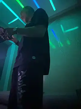 Snapshot of BestMasterForYou chatting on November 2025 07:41:01 AM BestMasterForYou online show from November 2025 07:41:01 AM