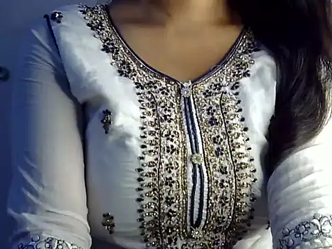 Snapshot of SiaraSiyA chatting on November 2025 06:21:01 PM SiaraSiyA online show from November 2025 06:21:01 PM