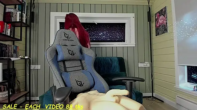 SandyChris online show from September 2025 02:33:02 PM