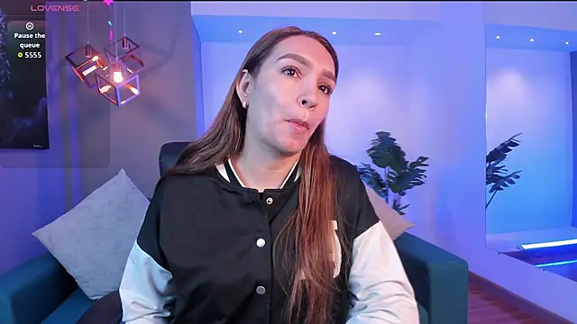 Snapshot of miataylorr1 chatting on September 2025 12:16:02 PM miataylorr1 online show from September 2025 12:16:02 PM