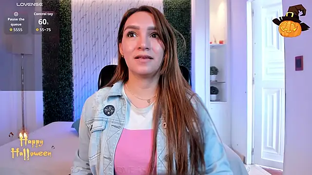 Snapshot of miataylorr1 chatting on October 2025 12:17:02 PM miataylorr1 online show from October 2025 12:17:02 PM