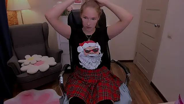  fiona Love online show from November 2025 08:20:02 PM