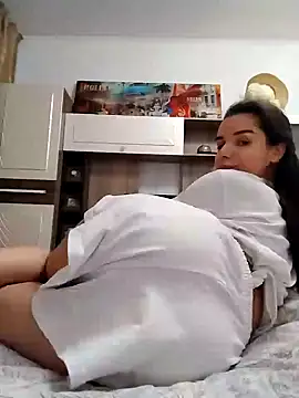 Snapshot of baby_sweet_girl_ chatting on January 2025 02:22:02 AM baby sweet girl online show from January 2025 02:22:02 AM