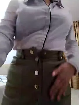 Snapshot of baby_sweet_girl_ chatting on January 2025 02:07:02 AM baby sweet girl online show from January 2025 02:07:02 AM