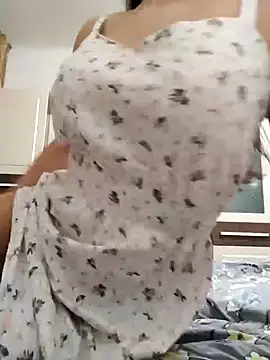 Snapshot of baby_sweet_girl_ chatting on February 2025 02:16:01 AM baby sweet girl online show from February 2025 02:16:01 AM