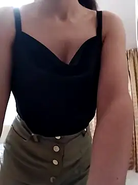 Snapshot of baby_sweet_girl_ chatting on March 2025 10:49:01 PM baby sweet girl online show from March 2025 10:49:01 PM