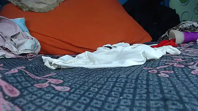 tina-hot online show from October 2025 08:05:02 AM