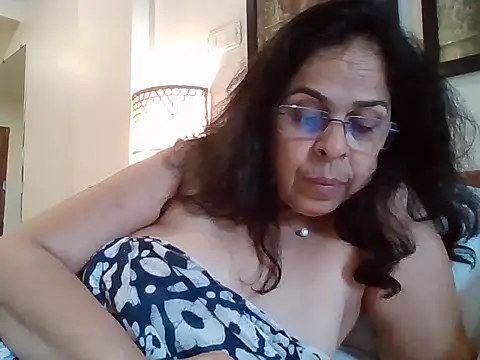 Susannemilf online show from September 2025 05:42:01 AM