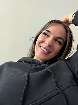 Snapshot of Bad_Giorgia chatting on October 2025 04:51:02 PM Bad Giorgia online show from October 2025 04:51:02 PM