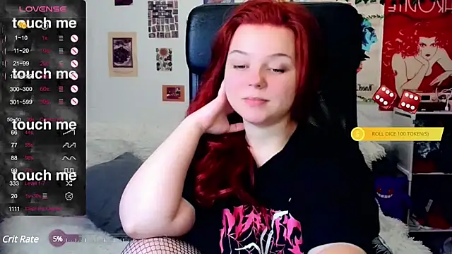 Snapshot of StellaMilla chatting on January 2025 09:05:02 PM StellaMilla online show from January 2025 09:05:02 PM