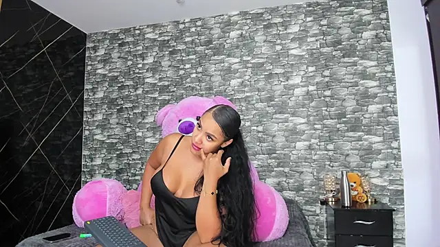 HeidyWillss online show from February 2025 07:10:02 PM