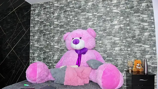 HeidyWillss online show from February 2025 07:21:01 PM