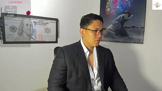 Snapshot of Colton_Massif chatting on October 2025 04:15:01 AM Colton Massif online show from October 2025 04:15:01 AM