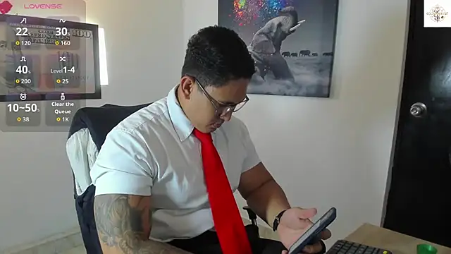 Snapshot of Colton_Massif chatting on October 2025 07:14:01 PM Colton Massif online show from October 2025 07:14:01 PM