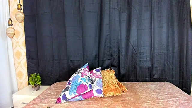 Snapshot of DENISE_WOLFE chatting on March 2025 01:39:02 PM DENISE WOLFE online show from March 2025 01:39:02 PM