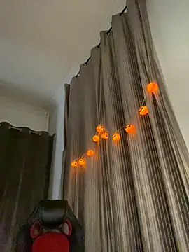 nenalayla online show from October 2025 01:29:02 PM