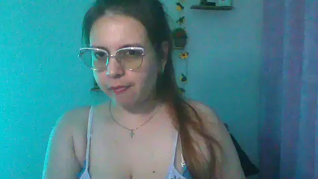 lorenitabella online show from February 2025 05:49:02 AM