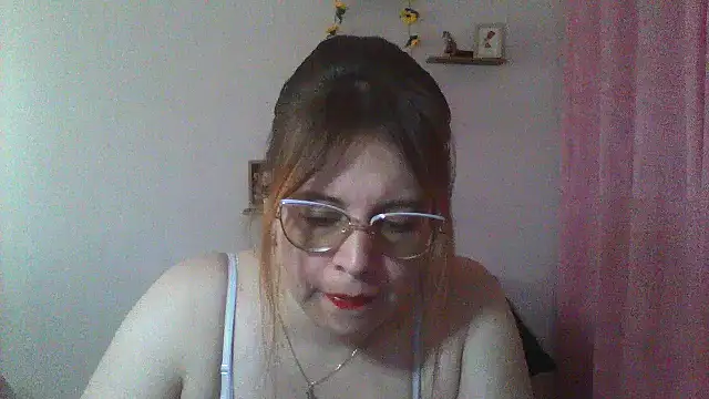 lorenitabella online show from February 2025 09:08:02 PM