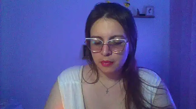 lorenitabella online show from March 2025 10:38:02 PM