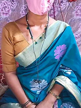 Snapshot of XBHUUME chatting on December 2024 05:11:01 PM XBHUUME online show from December 2024 05:11:01 PM