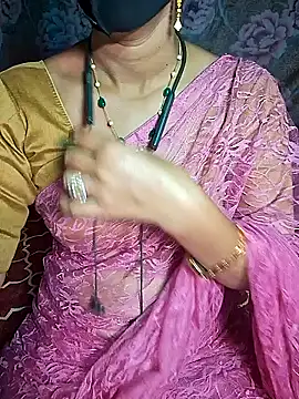 Snapshot of XBHUUME chatting on December 2024 05:34:01 PM XBHUUME online show from December 2024 05:34:01 PM