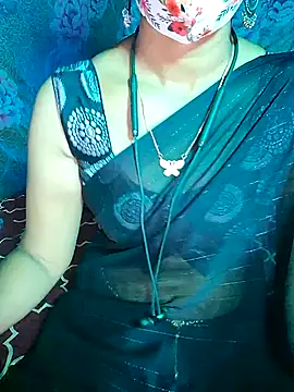 Snapshot of XBHUUME chatting on January 2025 05:16:02 PM XBHUUME online show from January 2025 05:16:02 PM