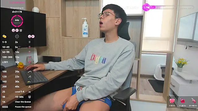 Jacob-Evans  online show from January 2025 08:10:01 PM