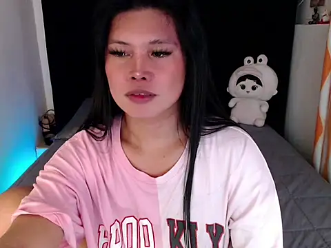 Snapshot of Angelic_Fuckerxxx chatting on October 2025 08:46:02 PM Angelic Fuckerxxx online show from October 2025 08:46:02 PM