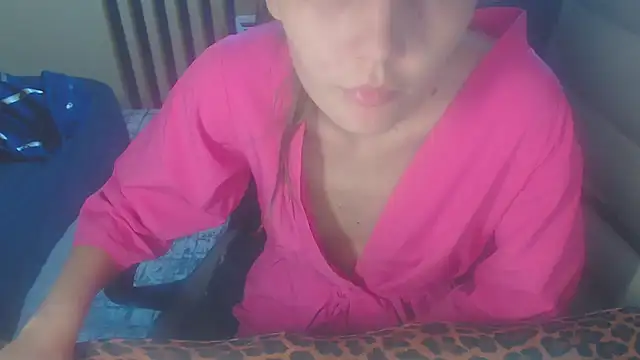 Snapshot of Laco-cO chatting on September 2025 07:10:02 AM Laco-cO online show from September 2025 07:10:02 AM