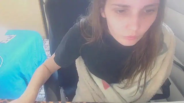 Snapshot of Laco-cO chatting on November 2025 09:31:01 AM Laco-cO online show from November 2025 09:31:01 AM