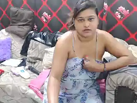 indian glitter online show from February 2025 03:48:01 AM