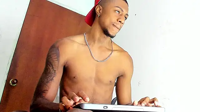 YeremiBrowm online show from January 2025 08:04:01 PM