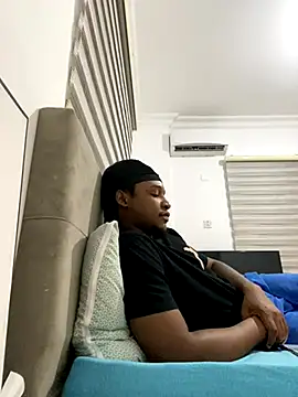 Snapshot of finefinance chatting on September 2025 05:29:02 PM finefinance online show from September 2025 05:29:02 PM