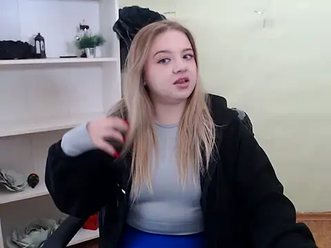 CrazyGloria online show from February 2025 06:03:01 AM