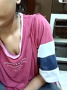 Nupur 69 online show from October 2025 10:34:02 PM